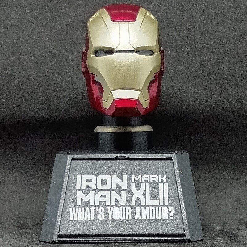 IRONMAN MARK XLII【USB カーチャージャー】