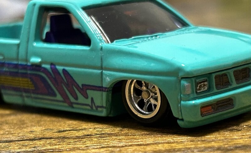 Hotwheels CUSTOM '93 NISSAN HARDBODY (D21)