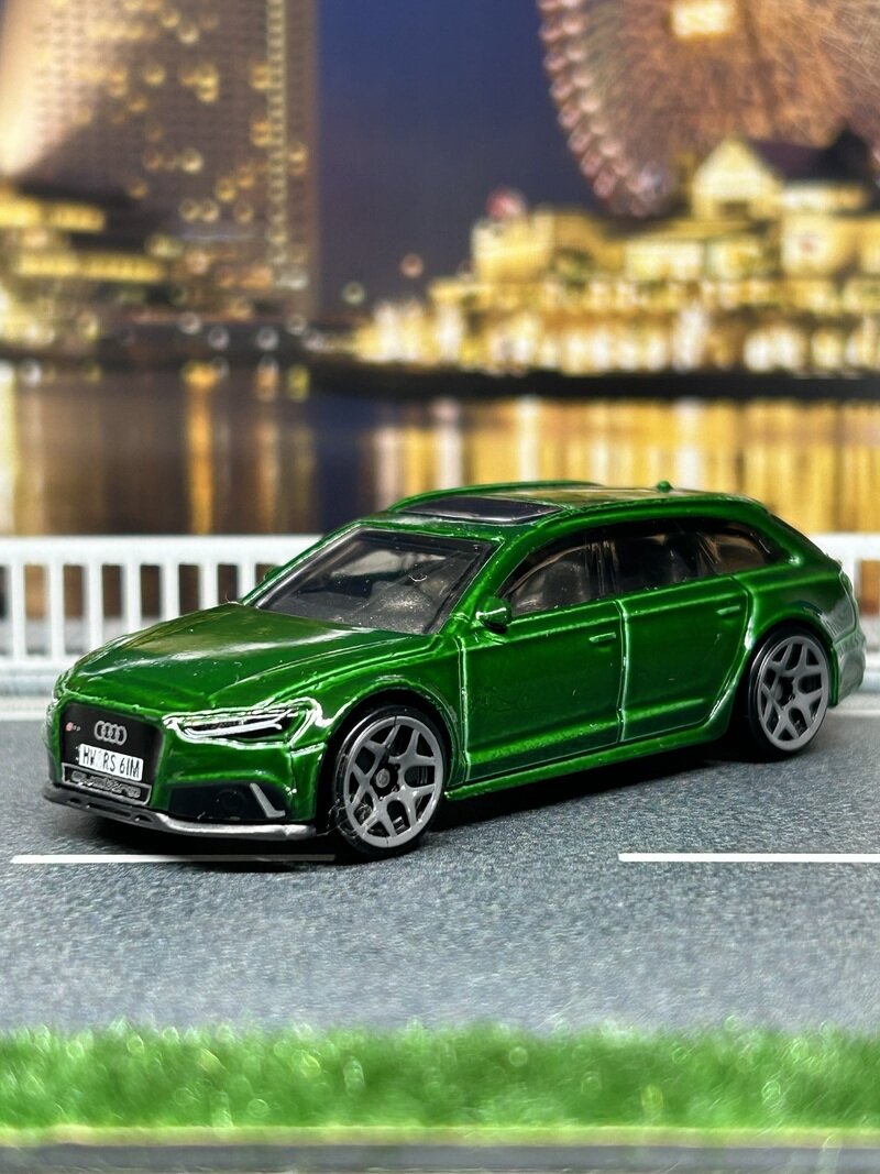 17.AUDI RS6 AVANT