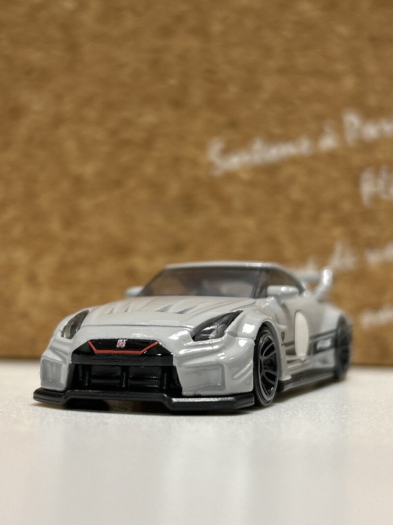 LB-SILHOUETTE WORKS GT NISSAN 35GT-RR VER.2