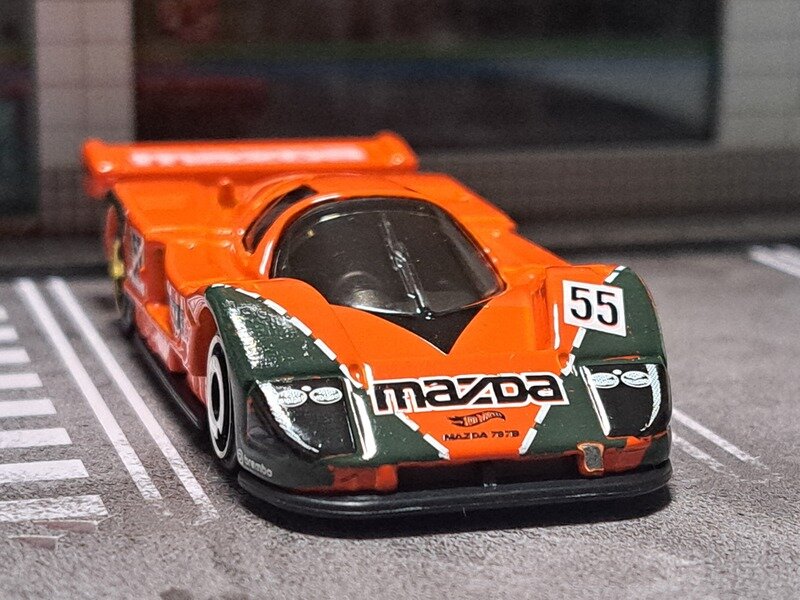 Hot Wheels “HW RACE DAY” Mazda 787B