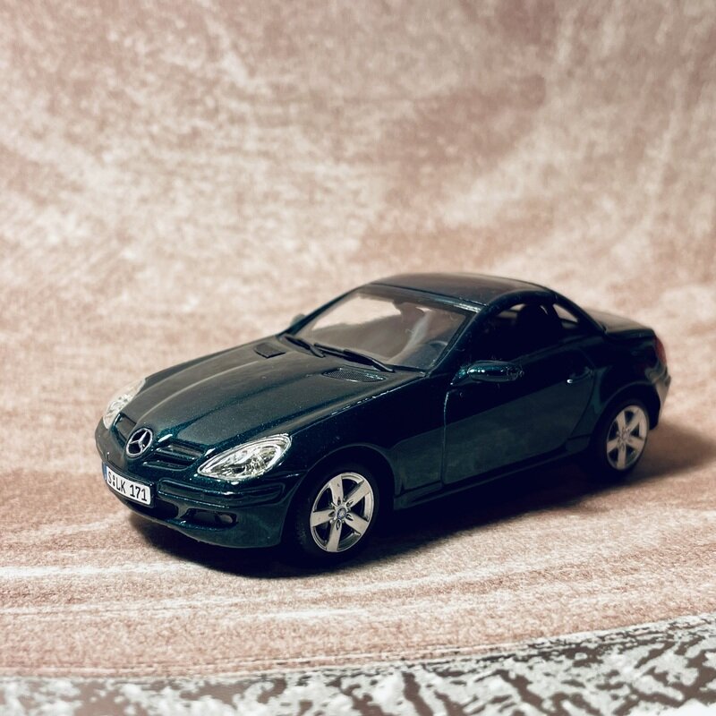 1/43 Mercedes-Benz SLK-Class 2004