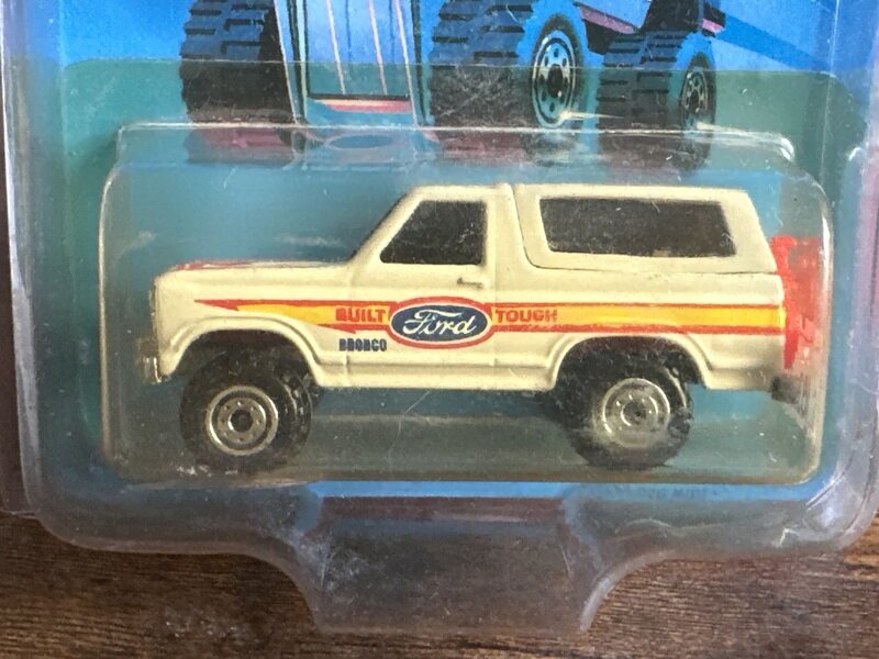 FORD BRONCO