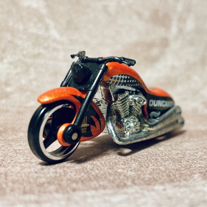 Scorchin′ Scooter <Duncans Motorcycle>