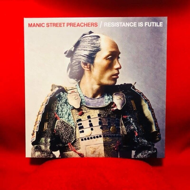 MANIC STREET PREACHERS “RESISTANCE IS FUTILE”