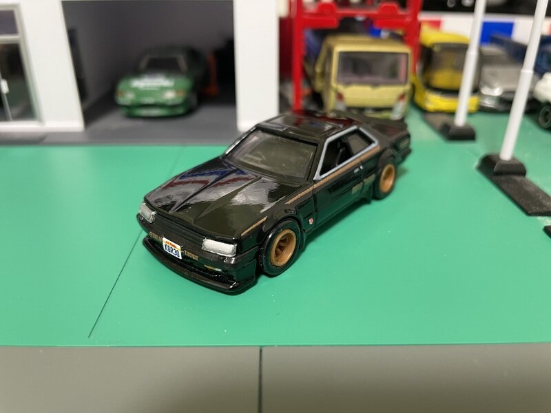 hotwheels nissan skyline R30