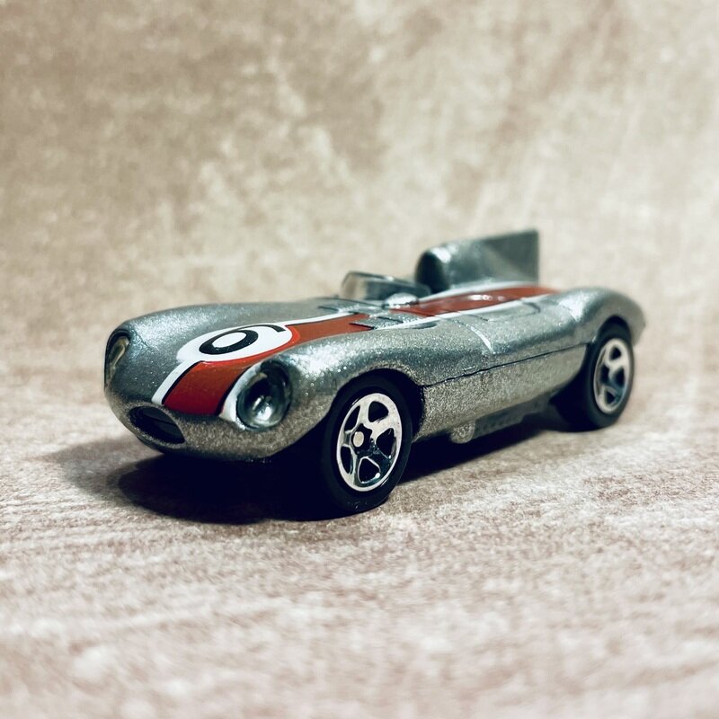 1/64 Jaguar D-Type