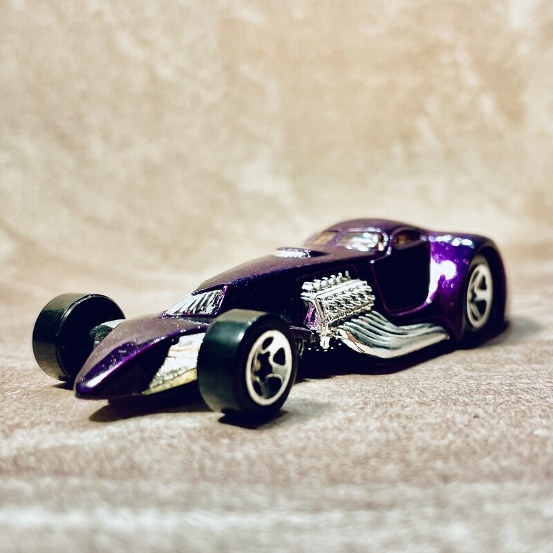 1/64 Hammered Coupe <First Edition>