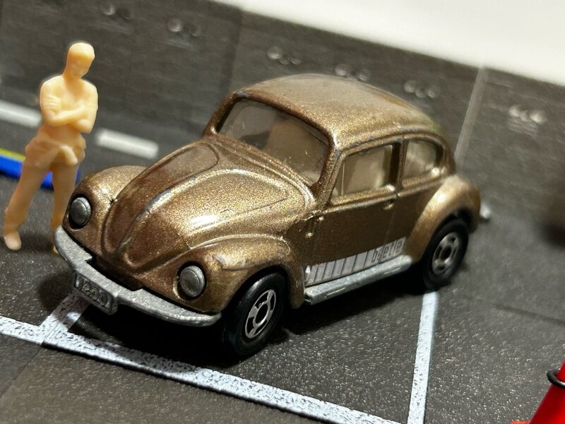 VOLKS WAGEN