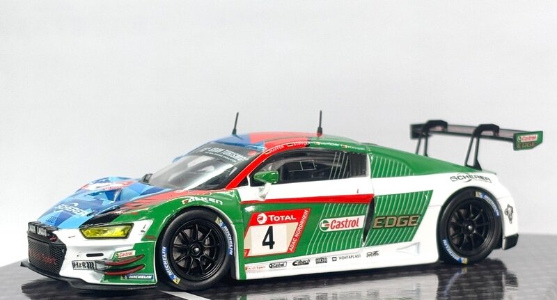 #4 Audi R8 Lms Evo