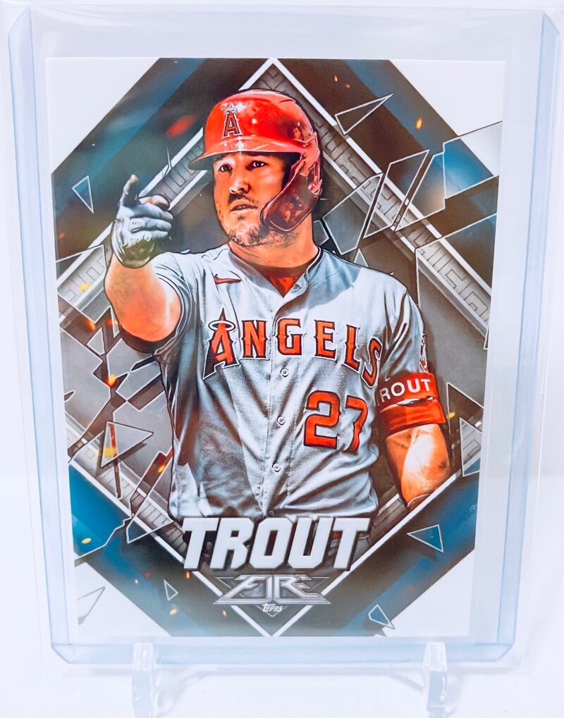 Topps FIRE 2022  Mike trout